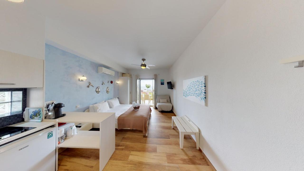 Studios Yalos Chorefton Extérieur photo