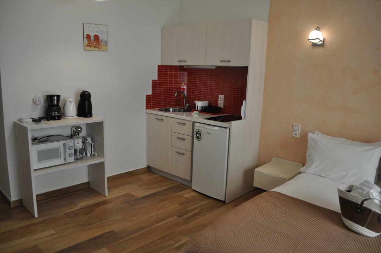 Studios Yalos Chorefton Extérieur photo