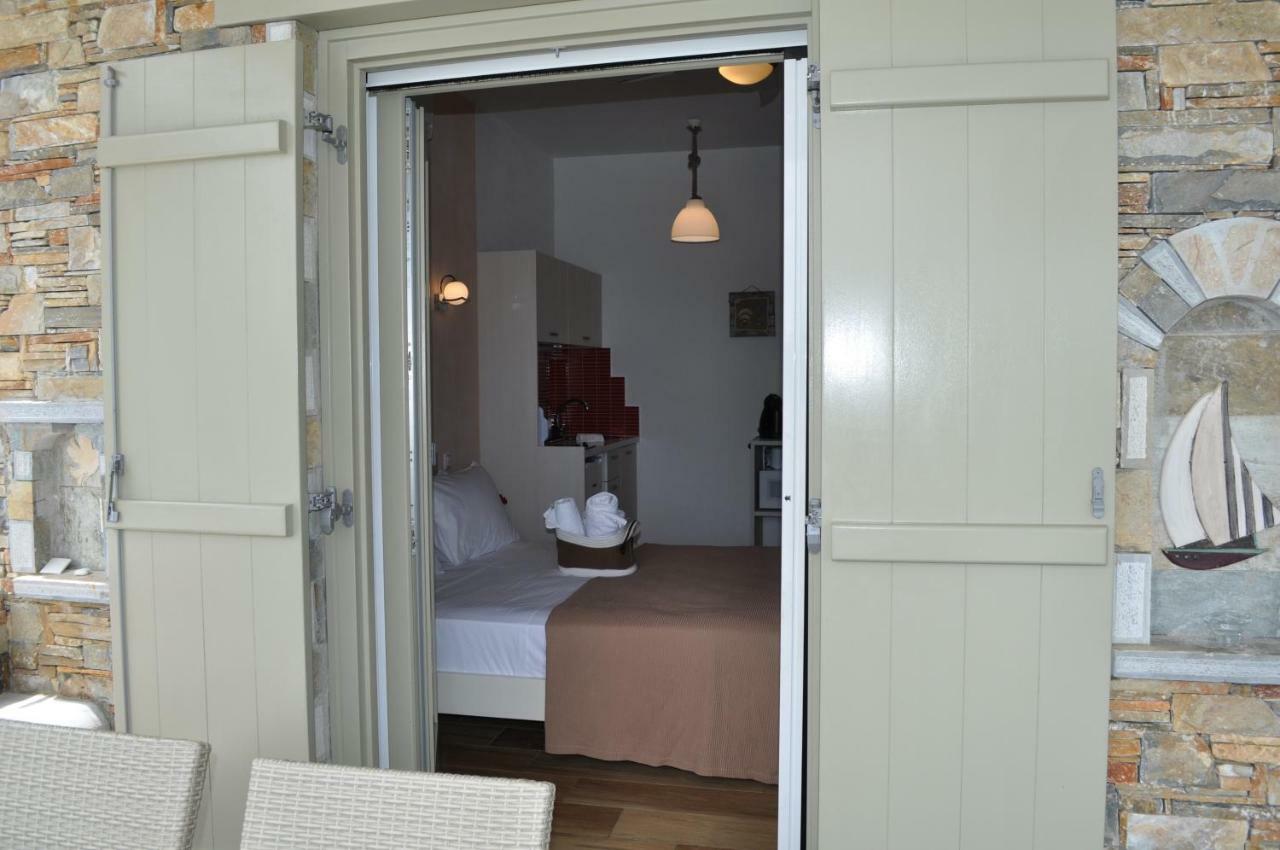 Studios Yalos Chorefton Extérieur photo