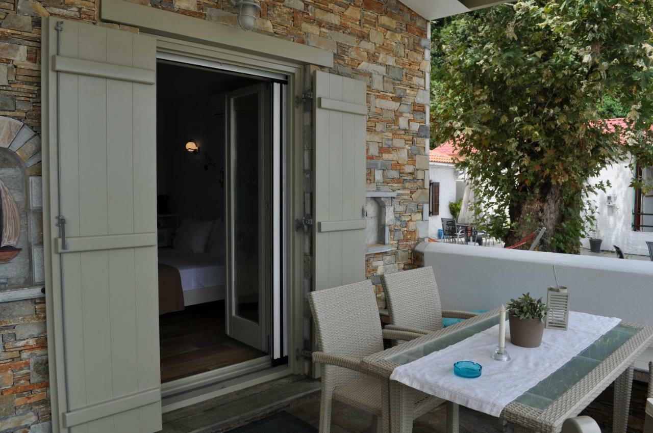 Studios Yalos Chorefton Extérieur photo